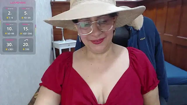 Snapshot of christy_ant chatting on January 31, 7:11 pm christy ant online show from January 31, 7:11 pm