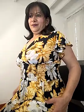 Snapshot of christy_ant chatting on February 23, 6:49 pm christy ant online show from February 23, 6:49 pm