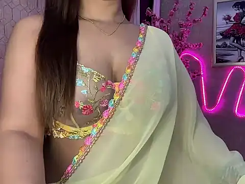 DimondGirl  online show from May 10, 7:52 pm