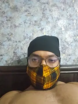 Snapshot of NunnuLelo chatting on June 17, 10:54 pm NunnuLelo online show from June 17, 10:54 pm
