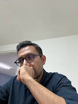 AdrianGarcia89 online show from April 9, 2:00 am