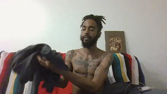 AverageAnt  online show from February 18, 2:40 am