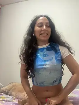 LatinDoll8 online show from May 21, 5:25 am
