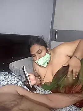 Snapshot of Telugumistress chatting on June 15, 6:32 pm Telugumistress online show from June 15, 6:32 pm
