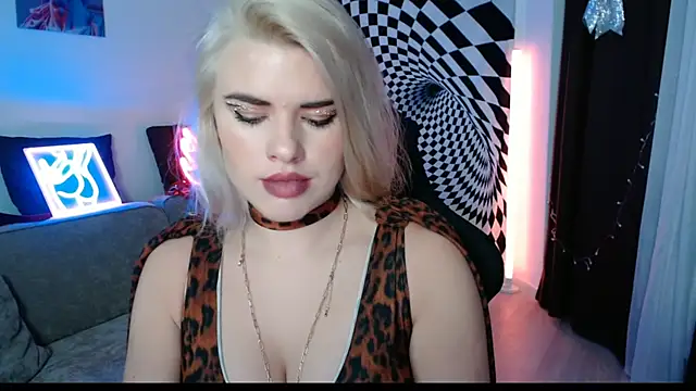 Ariana Saint online show from January 16, 3:05 pm