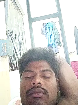 Snapshot of Anji8639 chatting on February 11, 2:05 am Anji8639 online show from February 11, 2:05 am