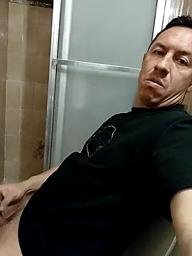 Snapshot of L_hotcream chatting on February 6, 12:15 am L hotcream online show from February 6, 12:15 am