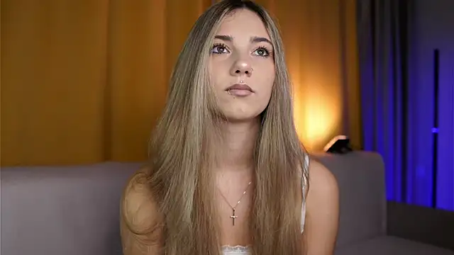 angel lin online show from April 4, 2:47 pm