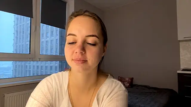 AliceQueenGirl online show from January 9, 12:41 pm