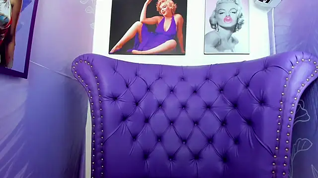 Snapshot of amarantha__milk2 chatting on April 24, 8:22 pm amarantha milk2 online show from April 24, 8:22 pm