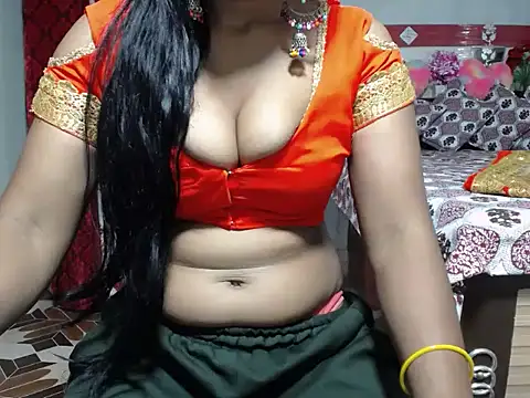surbhi01 online show from June 16, 9:17 pm
