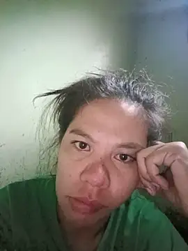Snapshot of annawet chatting on May 14, 10:38 pm annawet online show from May 14, 10:38 pm