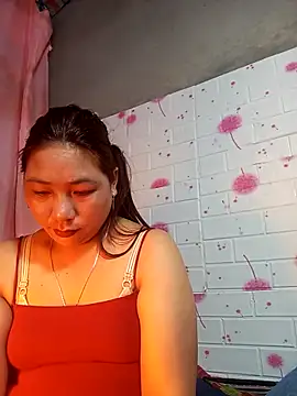 giang0055 online show from February 13, 6:42 am