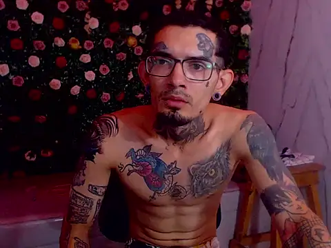Boy tatto77 online show from May 23, 11:47 am