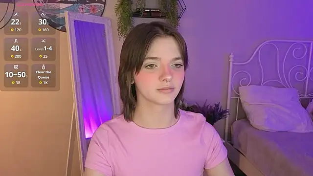 LetoriaNotley online show from February 26, 9:25 pm