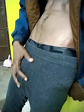 Jordyalnino92 online show from December 18, 2:34 pm