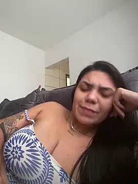 Snapshot of Nini_ chatting on April 18, 2:32 pm Nini online show from April 18, 2:32 pm