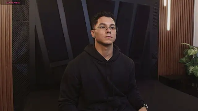 Snapshot of Noah_Clarkk chatting on February 17, 5:26 am Noah Clarkk online show from February 17, 5:26 am