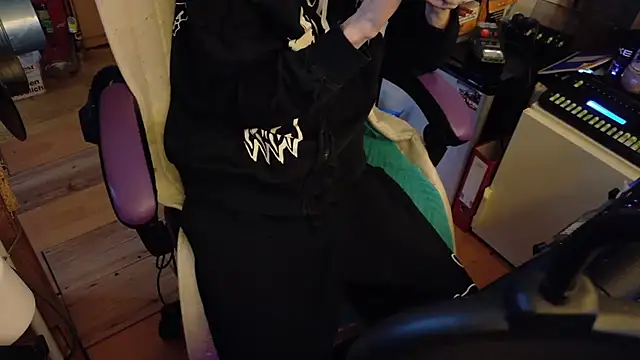 Gay-Versaut online show from January 16, 6:12 pm