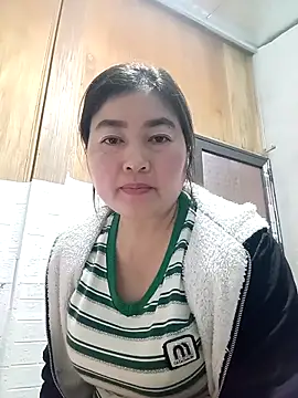 Snapshot of Jumi_livesexy chatting on February 12, 8:31 am Jumi livesexy online show from February 12, 8:31 am