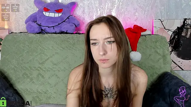 Snapshot of Hi__Karuuu chatting on January 7, 1:19 am Hi Karuuu online show from January 7, 1:19 am