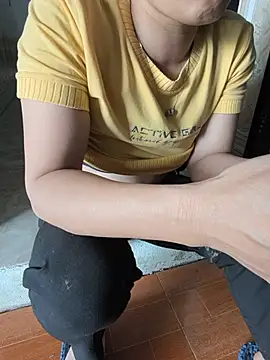 Snapshot of Sweet-Berryy chatting on July 1, 5:53 am Sweet-Berryy online show from July 1, 5:53 am