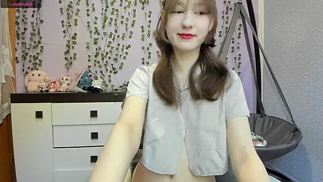 Snapshot of Yoonhee_ki chatting on May 3, 3:07 pm Yoonhee ki online show from May 3, 3:07 pm
