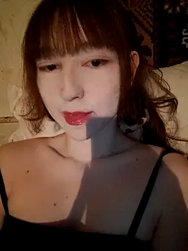 Snapshot of Yoonhee_ki chatting on May 8, 9:20 pm Yoonhee ki online show from May 8, 9:20 pm