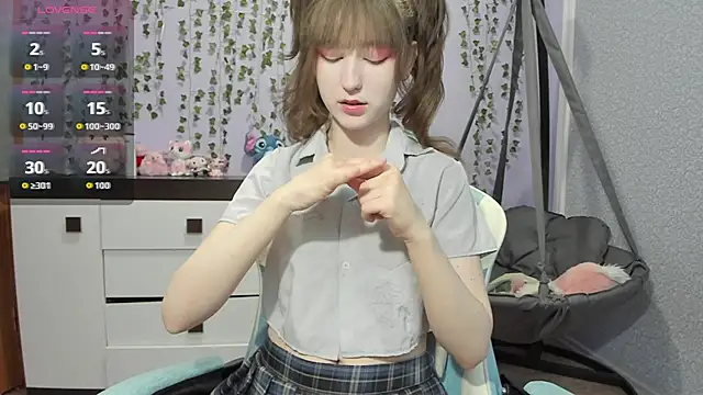 Snapshot of Yoonhee_ki chatting on May 13, 1:52 pm Yoonhee ki online show from May 13, 1:52 pm