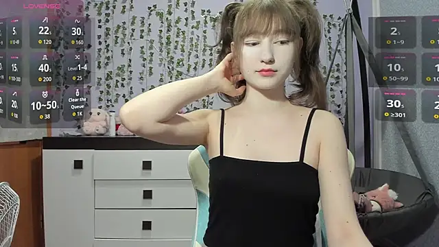 Snapshot of Yoonhee_ki chatting on May 15, 9:11 pm Yoonhee ki online show from May 15, 9:11 pm