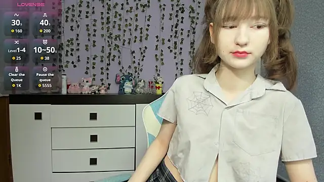 Snapshot of Yoonhee_ki chatting on May 16, 11:42 am Yoonhee ki online show from May 16, 11:42 am