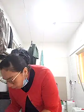 BoniFox  online show from December 19, 12:45 pm