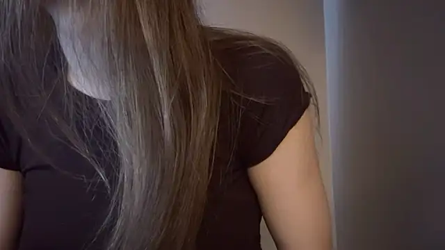 lisa montana online show from February 23, 6:22 am