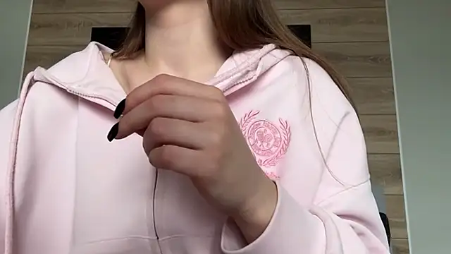 lisa montana online show from March 5, 8:10 am