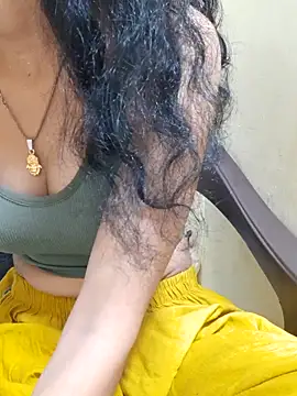 Snapshot of Anjali680 chatting on March 19, 2:37 am Anjali680 online show from March 19, 2:37 am