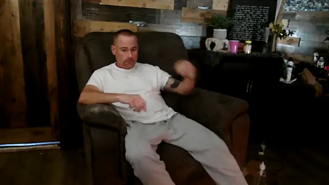 MISTERANDDEMI online show from April 17, 11:13 am