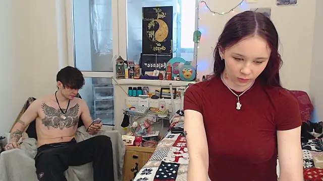 Snapshot of MaryJane_x_Peter chatting on January 10, 11:45 am MaryJane x Peter online show from January 10, 11:45 am