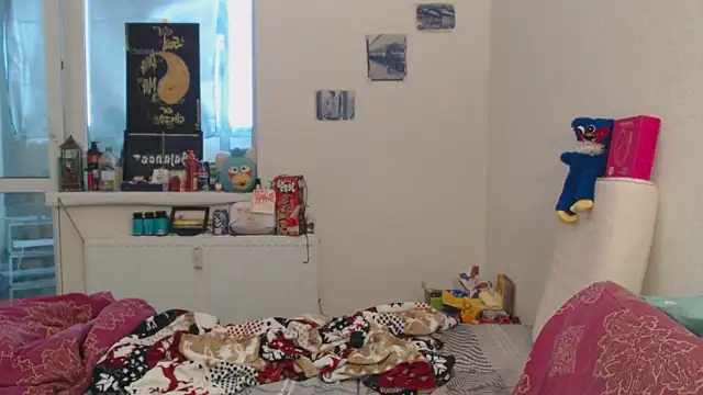 Snapshot of MaryJane_x_Peter chatting on February 5, 12:21 pm MaryJane x Peter online show from February 5, 12:21 pm