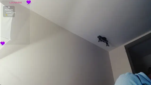 Agatha Dubois4  online show from March 29, 2:33 am