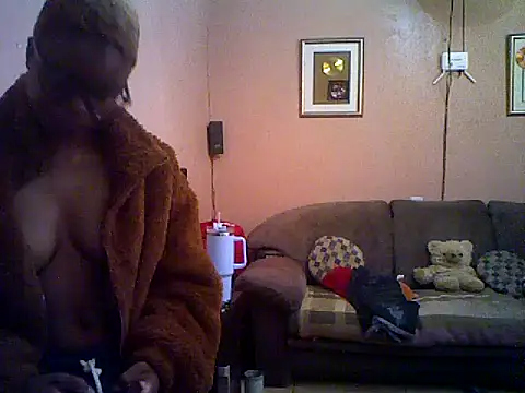 QUEENSasha27 online show from January 10, 9:11 am