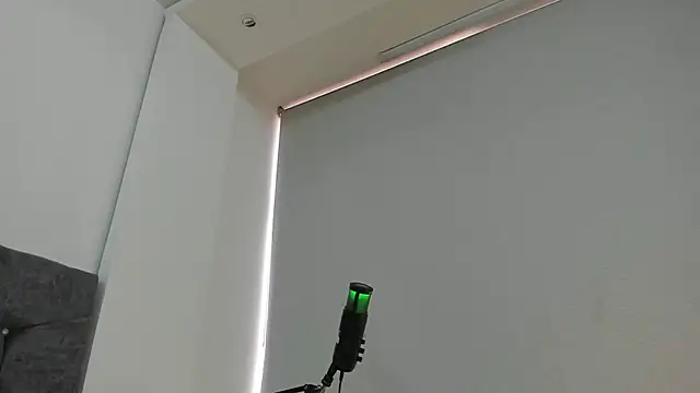 Eliot X online show from January 8, 5:59 pm