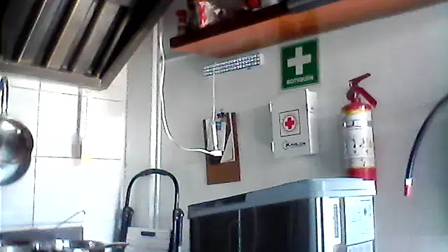 Snapshot of Burndew chatting on March 8, 10:13 pm Burndew online show from March 8, 10:13 pm