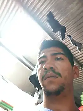 Snapshot of MR_OSMAR chatting on December 20, 5:42 pm MR OSMAR online show from December 20, 5:42 pm