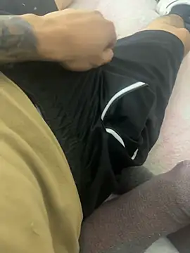 mamitasirena online show from December 18, 9:54 pm