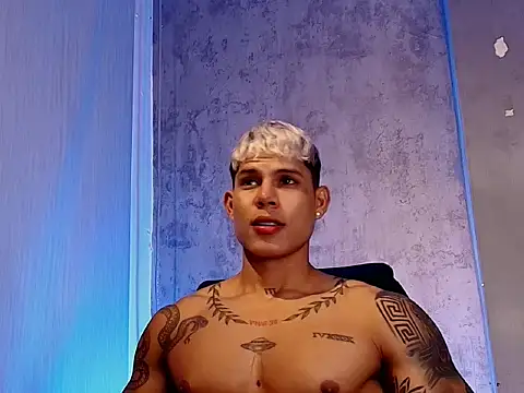 Snapshot of oruz_stud chatting on February 3, 1:16 pm oruz stud online show from February 3, 1:16 pm