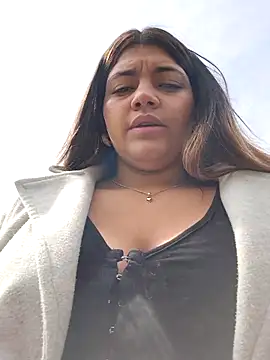 Snapshot of Ivy_enjoy chatting on February 15, 2:47 pm Ivy enjoy online show from February 15, 2:47 pm