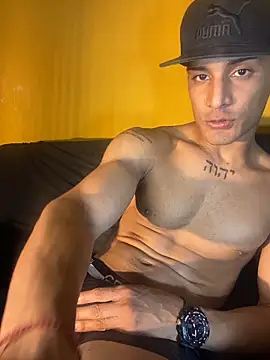 Maicol xxxx online show from February 4, 11:38 am