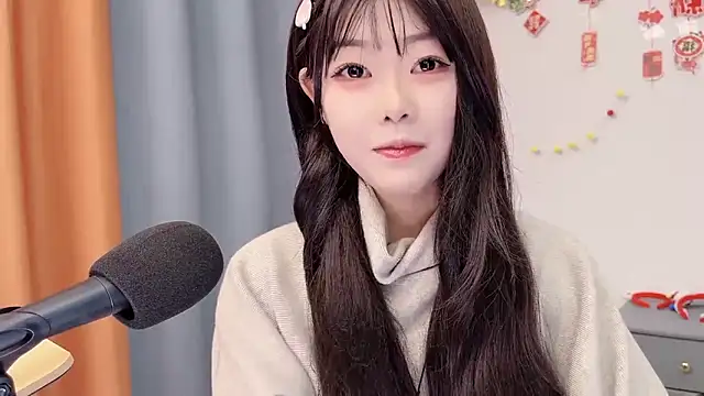 smalldaisy online show from February 25, 2:10 am