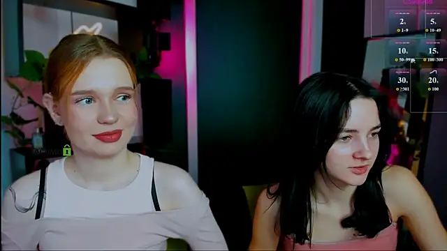 Snapshot of lole_ti chatting on March 26, 7:52 pm lole ti online show from March 26, 7:52 pm