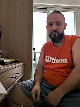 Hairy bear86 online show from March 6, 7:43 pm